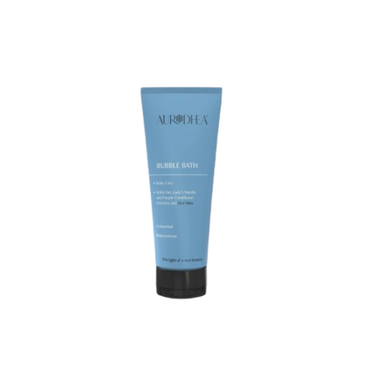 Gel Moussant Baby - 200 ml
Enrichi en Aloe Vera et extraits d’Avoine, d'Alchémille et d'Échinacée