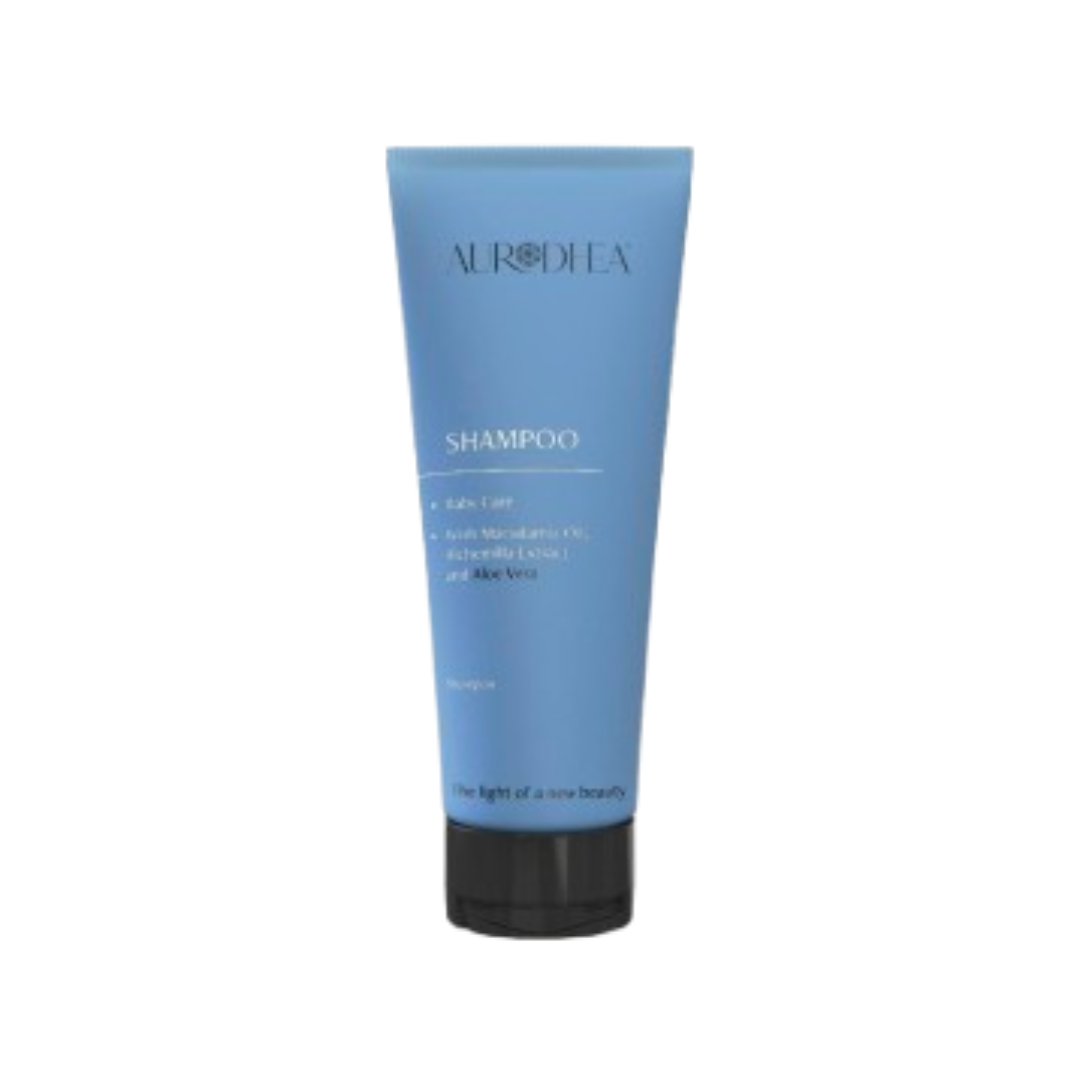 Shampoing Bébé - 200 ml
Enrichi en huile de Macadamia, extrait d'Alchémille et Aloe vera.